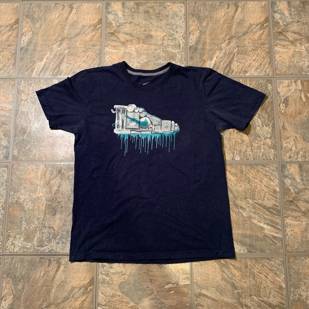Nike Sport Wear T-Shirt